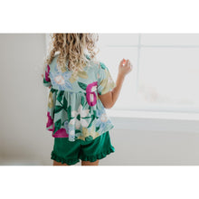 Load image into Gallery viewer, Green and Floral Short Set
