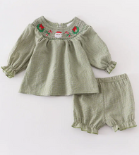 Load image into Gallery viewer, Green Christmas Smocked Set
